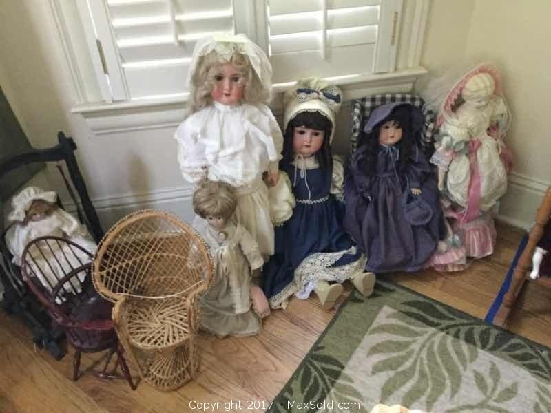 Antique Doll Collection
