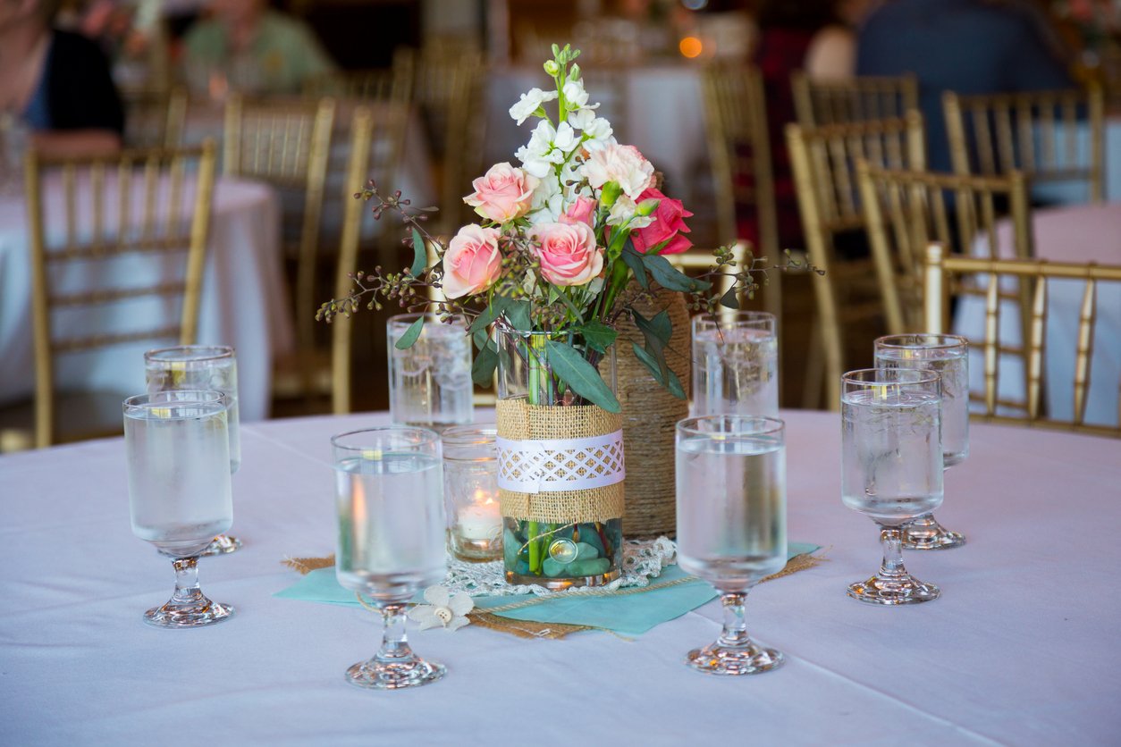 Budget Friendly Diy Wedding Centerpieces